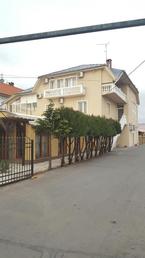 Hotel Sabor Belgrado Exterior foto